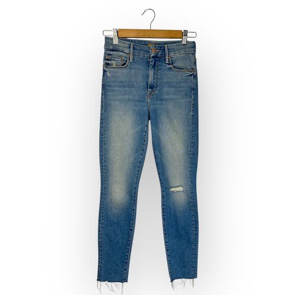 Mother Women's The Looker Ankle Fray Jeans 26 Love Gun Medium Wash Distressed - Picture 1 of 9